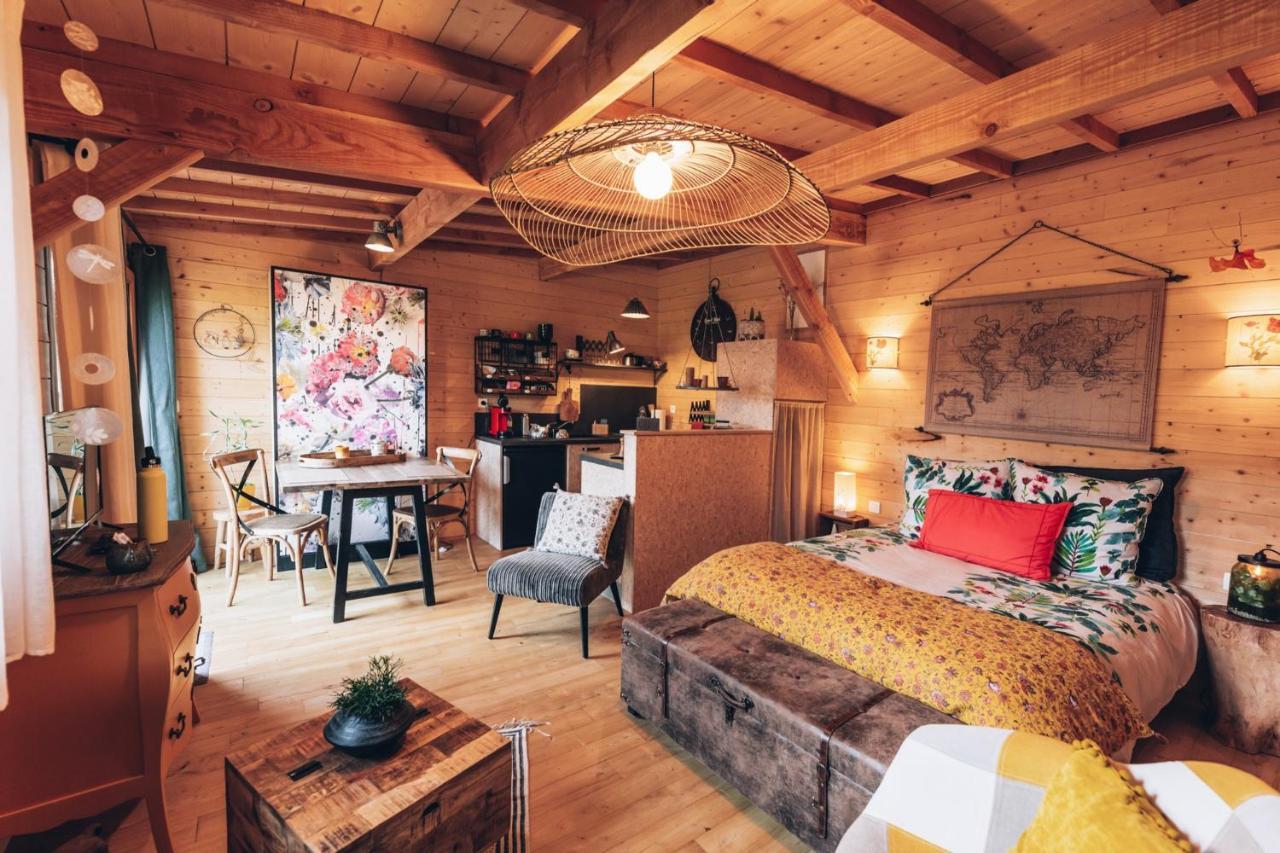 La Cabane Du Bon Chemin ,Spa Laval  Exterior foto